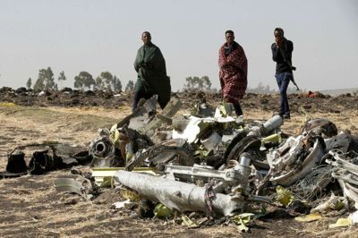 Baz Ratner/Reuters. 157 mennesker mistede livet, da et Boeing 737 MAX-fly i marts styrtede ned i Etiopien i marts.