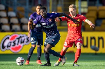 Paul Onuachu scorede begge FCM-mål i Farum mandag aften. Foto: Anders Kjærbye/Ritzau Scanpix