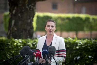 Liselotte Sabroe/Ritzau Scanpix. Socialdemokratiets formand, Mette Frederiksen, mener, at det er nødvendigt med bindende mål for reduktion af klimagasser. (Arkivfoto)