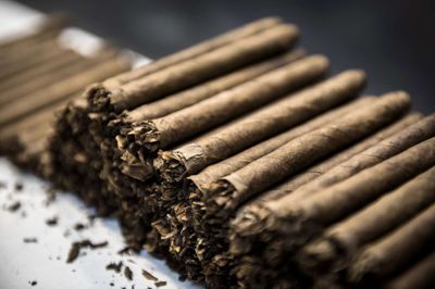 Thomas Lekfeldt/Ritzau Scanpix. Scandinavian Tobacco Group er en af verdens førende producenter af cigarer og traditionel pibetobak. Hvert år fremstiller og sælger koncernen således tre milliarder cigarer. (Arkivfoto)