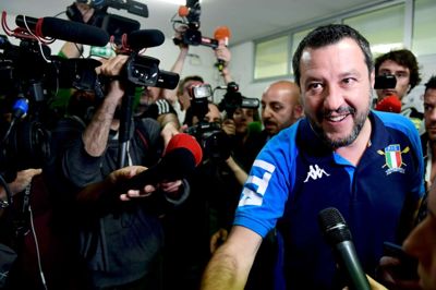 Miguel Medina/Ritzau Scanpix. Matteo Salvini, der her ses efter at have afgivet sin stemme i Milano, har vundet en klar sejr ved søndagens europaparlamentsvalg i Italien.