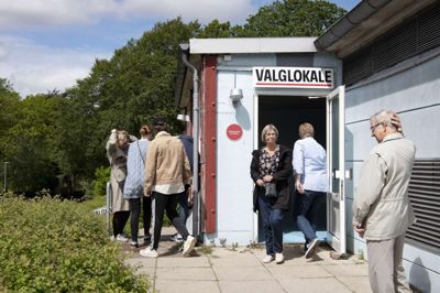 Bo Amstrup/Ritzau Scanpix. På tværs af alle Ritzaus stikprøver har stemmeprocenten hidtil været højere end på samme tidspunkt af valgdagen i 2014.