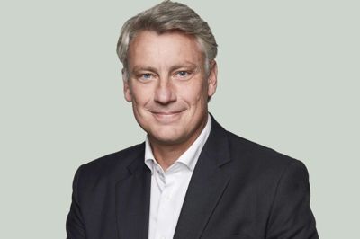 Bjarke Maccarthy/Socialdemokrati/Ritzau Scanpix. Borgmester i Lolland Kommune Holger Schou Rasmussen (S), glæder sig over, at stemmeprocenten i Lolland gik frem, ligesom den gjorde i resten af landet.
