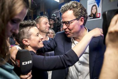 Nikolai Linares/Ritzau Scanpix. I EU kommer Karen Melchior (til venstre) til at arbejde sammen med Morten Helveg Petersen (til højre), spidskandidat for De Radikale ved EU-parlamentsvalget, som også er løbet med ét af partiets to mandater.