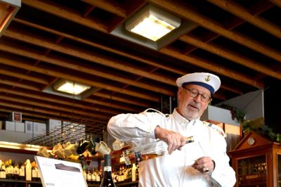 Hartmuth Wehmeier - som søkaptajn troede der var tale om en Hav' fest. ??Foto: Laila Kempel