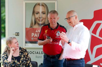 Hvad angår personlige stemmer i Ikastkredsen er Carsten Kissmeyer (th.) både Anne Paulin (S) og Frank Heidemann (S) overlegen. Foto: Flemming Hansen