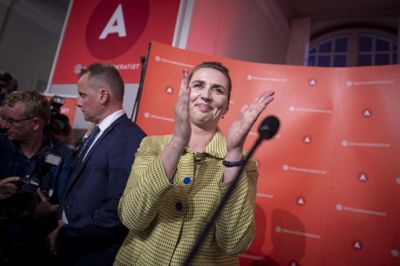 Liselotte Sabroe/Ritzau Scanpix. Socialdemokratiets formand, Mette Frederiksen, holder tale til partiets valgfest på Christiansborg efter valget onsdag.