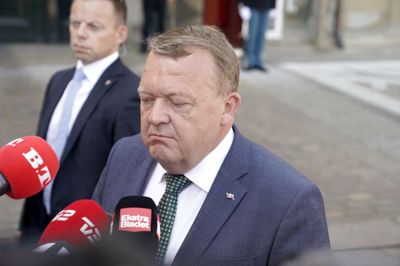 Martin Sylvest/Ritzau Scanpix. Lars Løkke Rasmussen (V) bliver ved folketingsvalget overgået af Socialdemokratiets Mette Frederiksen på personlige stemmer. Han får knap 3000 færre end S-formanden.