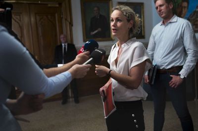 Martin Sylvest/Ritzau Scanpix. Enhedslistens Pernille Skipper er ikke med på at skære i eller fjerne den grønne check, som De Radikale ellers har foreslået.