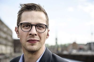 Niels Ahlmann Olesen/Ritzau Scanpix. Alex Vanopslagh har ikke noget grimt at sige om sin forgænger som politisk leder i Liberal Alliance, Anders Samuelsen.
