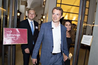 Morten Messerschmidt er ikke blevet del af Dansk Folkepartis gruppebestyrelse i Folketinget. Det ser Hans Engell som et klart signal fra ledelsen.