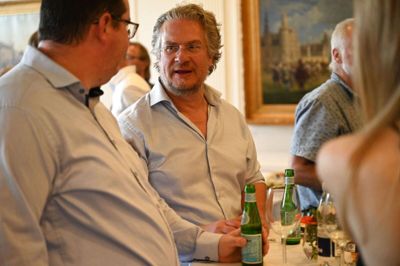 Henrik Dahl kritiserede efter Liberal Alliances nederlag ved folketingsvalget, at Mette Bock og Thyra Frank var blevet udnævnt som ministre.