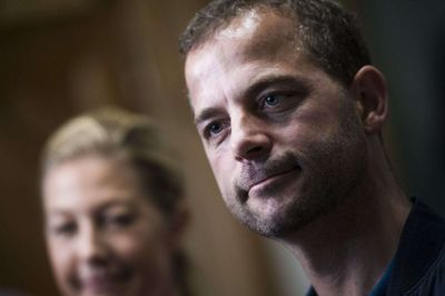 Den radikale leder, Morten Østergaard, og næstformand Sofie Carsten Nielsen møder pressen efter forhandlinger lørdag med S-formand Mette Frederiksen om en ny regering. De radikale mener, at tiden er inde til at blive konkret på en ny udlændinge- og integrationspolitik.