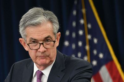 Den amerikanske centralbank, som Jerome Powell (billedet) står i spidsen for, antyder, at rentenedsættelser kan være tæt på (Arkivfoto).