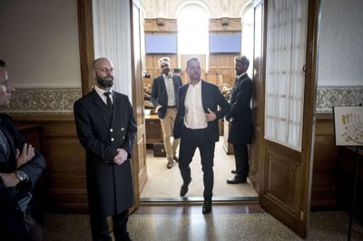 De Radikales leder, Morten Østergaard, forhandler igen med S-formand Mette Frederiksen.