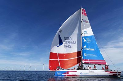 Peter Warrer og hans besætning vandt første etape af Nord Stream Race, der endte i Københavns Havn.