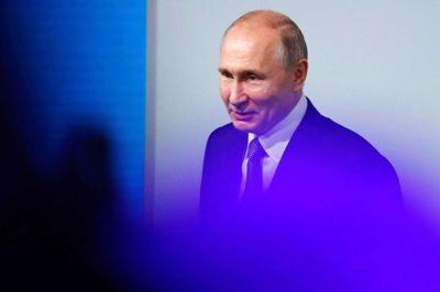 Vladimir Putin, Ruslands leder, er torsdag i Rom, hvor han skal mødes med pave Frans og premierminister Giuseppe Conte.