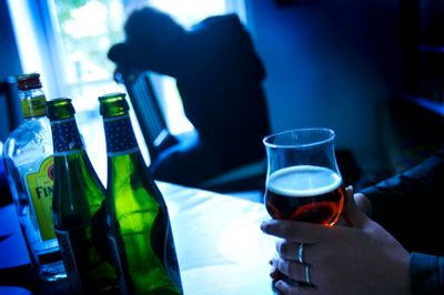 Det går den rigtige vej, hvad angår de unges alkohol-debut, men der kan stadig gøres meget. Foto: Flemming Hansen