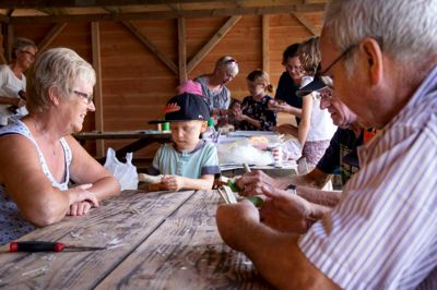 Frivillige fra museets støtteforening er klar, når der søndag 1. september er Skæg i Skoven - sommerfest på Vester Palsgaard Skovmuseum. ?Foto: Privatfoto