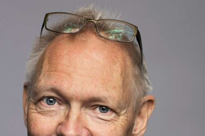 Erling Jepsen besøger RemisenBrande mandag 9. september som en del af Vild med ord, som foregår rundt i hele kommunen. Foto: PR-foto