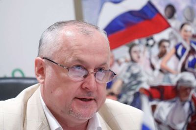 Yuri Ganus, direktør for Rusada, opfordrer topcheferne i landets atletikforbund til at gå af. (Arkivfoto)