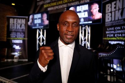 Nigel Benn gør comeback i bokseringen, hvor han ikke har bokset en kamp siden 1996.