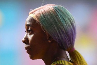 Shelly-Ann Fraser-Pryce fra Jamaica har vundet VM i 2011, 2013 og 2015, inden hun søndag aften gjorde det igen og skrev historie med fire VM-guldmedaljer i 100 meter løb.