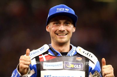 Leon Madsen er nummer tre og har 109 point i den samlede VM-stilling. Han kører helt bestemt efter at blive viceverdensmester, siger han.
(Arkivfoto)