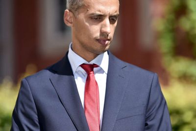 Udlændinge- og integrationsminister Mattias Tesfaye (S) fortæller i Folketinget, at man endnu ikke har fundet et alternativ til det skrottede udrejsecenter Lindholm. Foto: Mads Claus Rasmussen/Ritzau Scanpix
