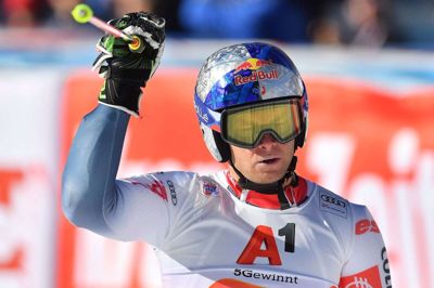 Alexis Pinturault indledte den alpine World Cup-sæson med sejr i storslalom.