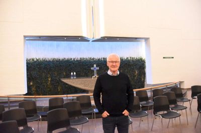 Sognepræst Torben Pedersen nyder at holde prædikener i Fonnesbæk Kirke. Foto: Jacob Hove