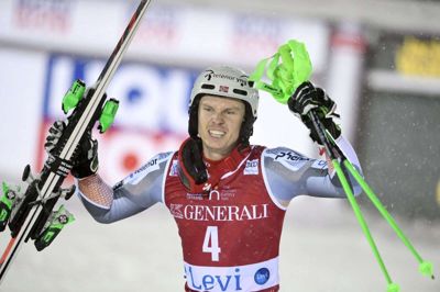 Henrik Kristoffersen snuppede sin anden World Cup-sejr i Levi.