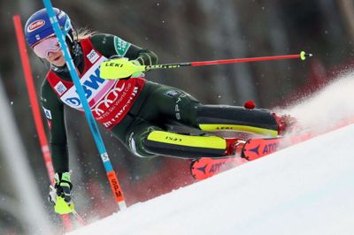 Mikaela Shiffrin bliver ved med at imponere i kvindernes World Cup i alpint skiløb.