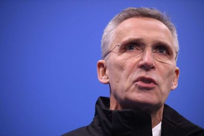 - Jeg er sikker på, at vi kan finde en løsning på revideringen af forsvarsplanen. Jeg har også drøftet sagen med Erdogan i aftes, og der arbejdes på det, mens vi taler, siger Jens Stoltenberg.