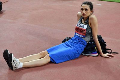 Højdespringeren Mariya Lasitskene vandt VM-guld udendørs i 2015, 2017 og 2019.