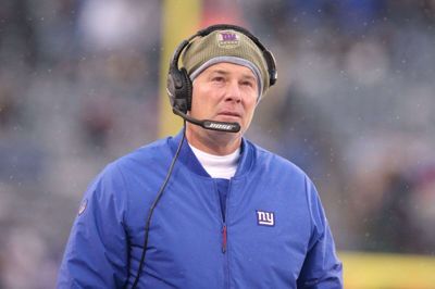 Pat Shurmur i kamp som cheftræner for New York Giants i NFL i et opgør mod Green Bay Packers i december.