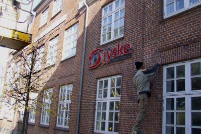 Den Jyske Sparekasse i Brande har været udsat for bankrøveri. ?Foto: Arkivfoto