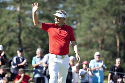 Søren Kjeldsen er to slag fra førstepladsen i Dubai efter første runde.