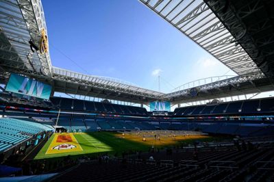 Hard Rock Stadium i Miami blev for fem år siden renoveret, og ved den lejlighed gik kapaciteten fra 75.000 til 65.000 pladser.