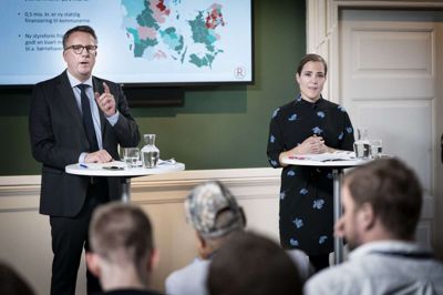 Regeringen med fungerende finansminister Morten Bødskov (S) og social- og indenrigsminister Astrid Krag har fremlagt dele af deres udspil om en reform af udligningssystemet. De har endnu ikke præsenteret regnskabet bag, hvorfor nogle kommuner skal have mere, og hvorfor andre skal have mindre.