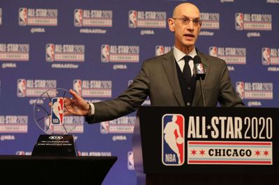 NBA-kommissær Adam Silver sætter tal på tabene i forbindelse med balladen med Kina.