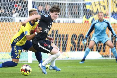 FC Midtjylland bankede Brøndby »gule og blå« og vandt kampen 1-0. Foto: Tom Laursen