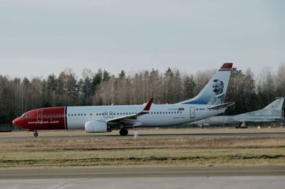 Lavprisselskabet Norwegian er et de første selskaber, der har fået kniven for struben som følge af den næsten forsvindende flytrafik. Ifølge en analytiker er det op til den norske stat, om selskabet overlever eller ej.
