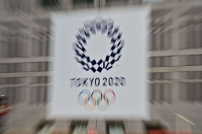 OL i Tokyo bliver til noget, og selv om udskydelsen kommer til at koste milliarder af kroner, bliver det ikke så slemt, som nogen har forudset.