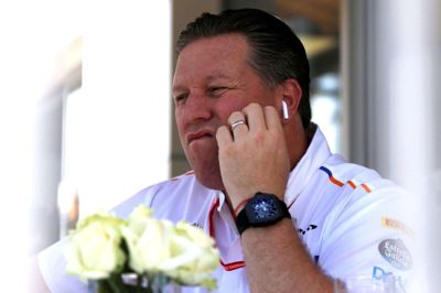 McLarens temachef, Zak Brown, vil have sænket det kommende lønloft i Formel 1 yderligere. (Arkivfoto).