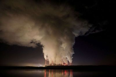 Polen, som ofte får rollen som det sorteste klimafår i EU, opfordrer nu til at sætte skub i investeringer i vedvarende energikilder. De er mere modstandsdygtige, siger Polen i holdningspapir før EU-møde.