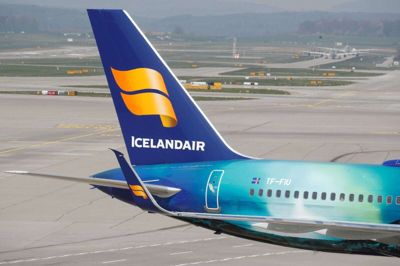 Icelandairs nedskæringer rammer både kabinepersonale og mange andre ansatte, meddeler selskabet.