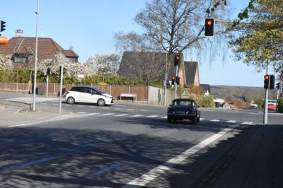 Krydset her ved Jyllandsgade er en sort plet, og halvdelen af de seneste uheld skyldes, at bilister er kørt over for rødt. En ny lysregulering med radar skal sætte en stopper for dette trafikale uvæsen. Foto: Flemming Thulstrup