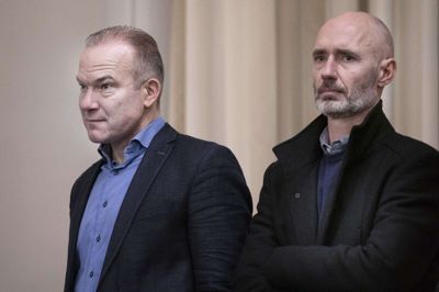 Lars Michaelsen (til venstre) er ledende sportsdirektør på Team NTT, der har flere danske ryttere i stalden.