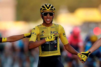 Egan Bernal krydsede sidste år målstregen i Paris som vinder af Tour de France. (Arkivfoto)